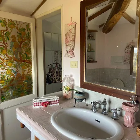 La Palazzina Bed & Breakfast *
